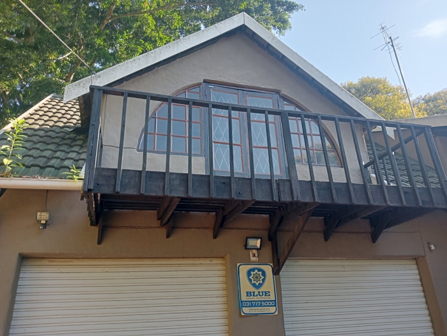 To Let 1 Bedroom Property for Rent in Kloof KwaZulu-Natal