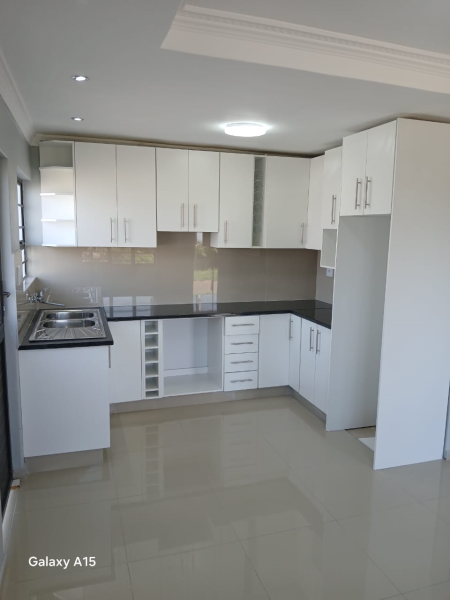 2 Bedroom Property for Sale in Newlands West KwaZulu-Natal