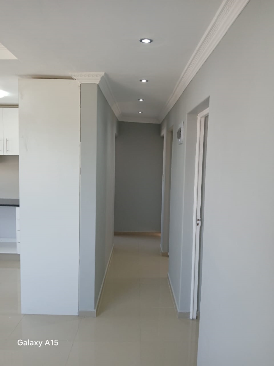 2 Bedroom Property for Sale in Newlands West KwaZulu-Natal