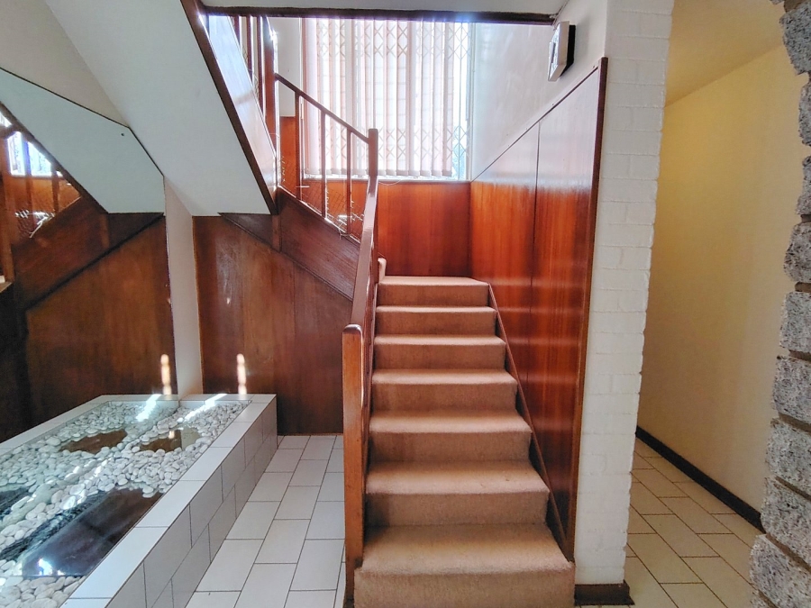 4 Bedroom Property for Sale in St Michaels On Sea KwaZulu-Natal