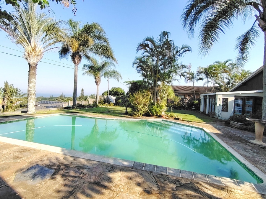 4 Bedroom Property for Sale in St Michaels On Sea KwaZulu-Natal