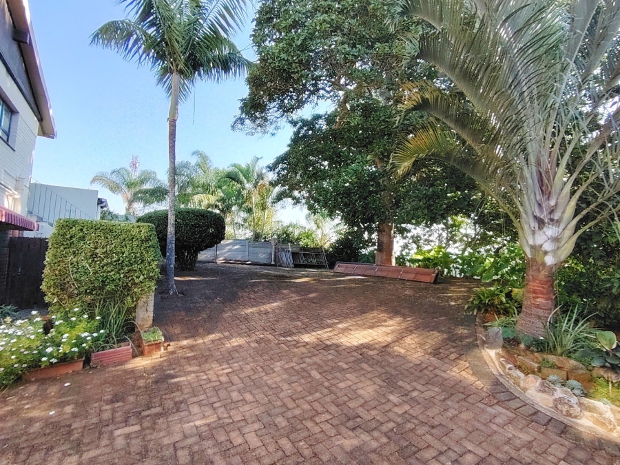 4 Bedroom Property for Sale in St Michaels On Sea KwaZulu-Natal