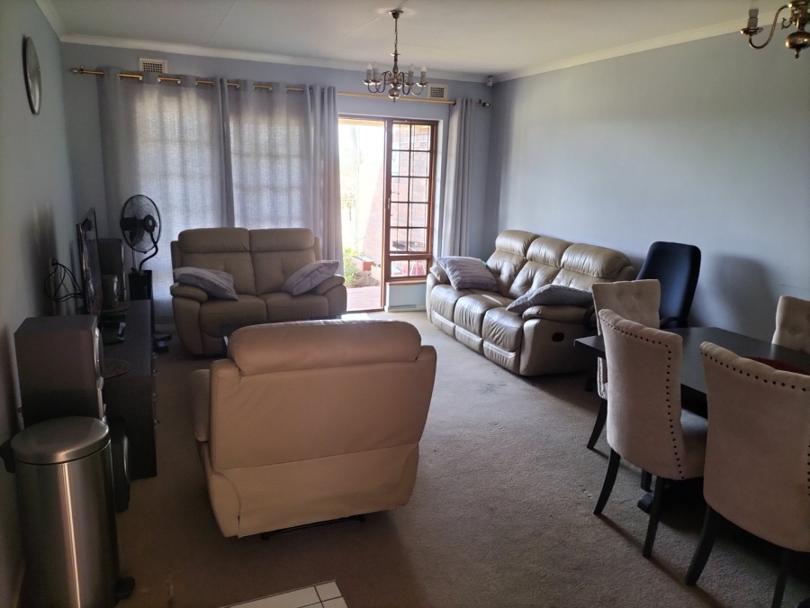 3 Bedroom Property for Sale in Berkshire Downs KwaZulu-Natal