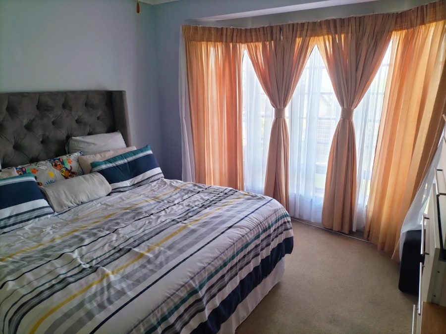 3 Bedroom Property for Sale in Berkshire Downs KwaZulu-Natal