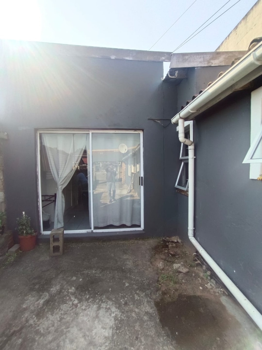 2 Bedroom Property for Sale in Wentworth KwaZulu-Natal