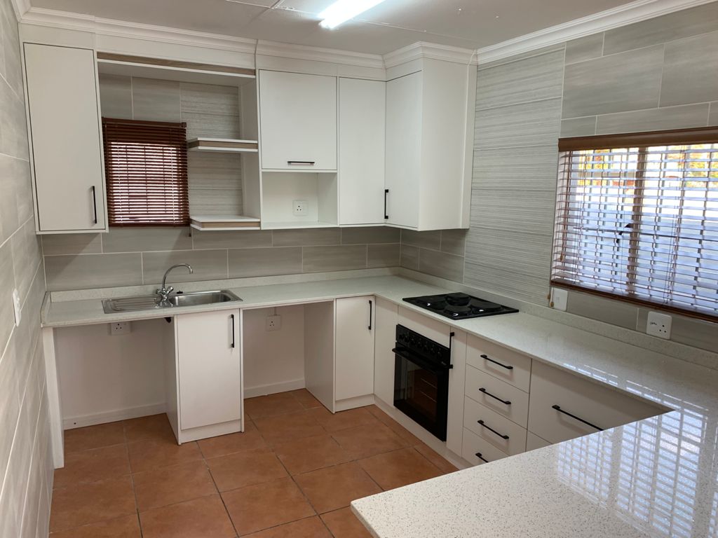To Let 3 Bedroom Property for Rent in Aviary Hill KwaZulu-Natal