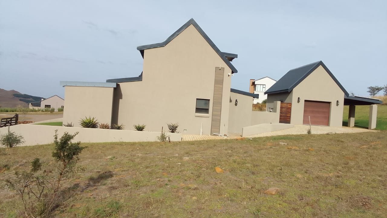 4 Bedroom Property for Sale in Vulintaba Country Estate KwaZulu-Natal