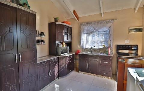 2 Bedroom Property for Sale in Silverglen KwaZulu-Natal