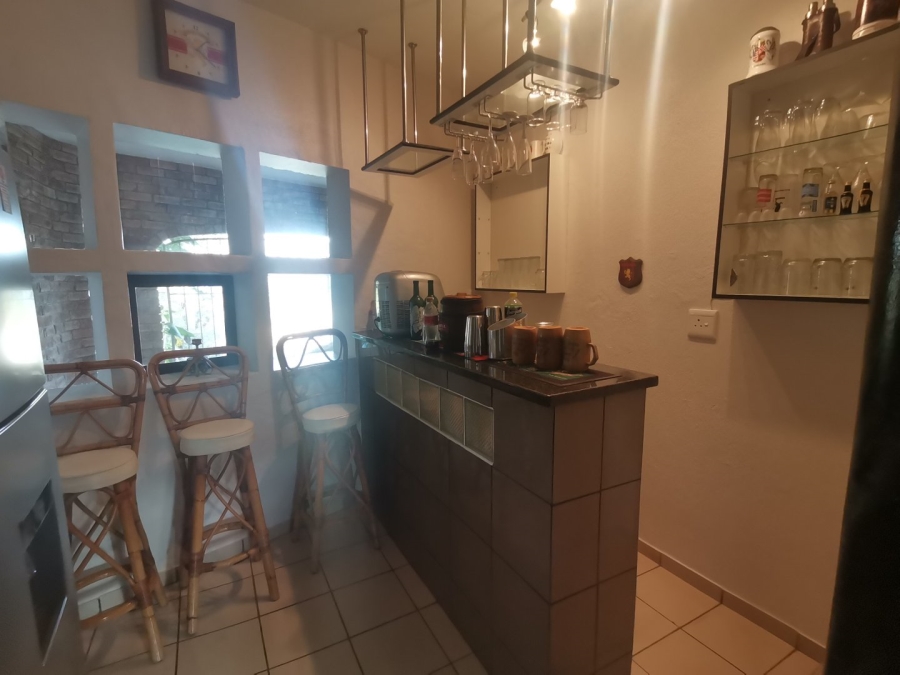 5 Bedroom Property for Sale in Ramsgate KwaZulu-Natal