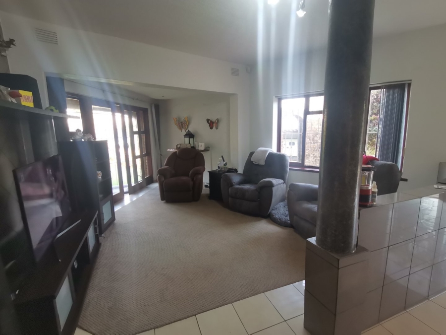 5 Bedroom Property for Sale in Ramsgate KwaZulu-Natal