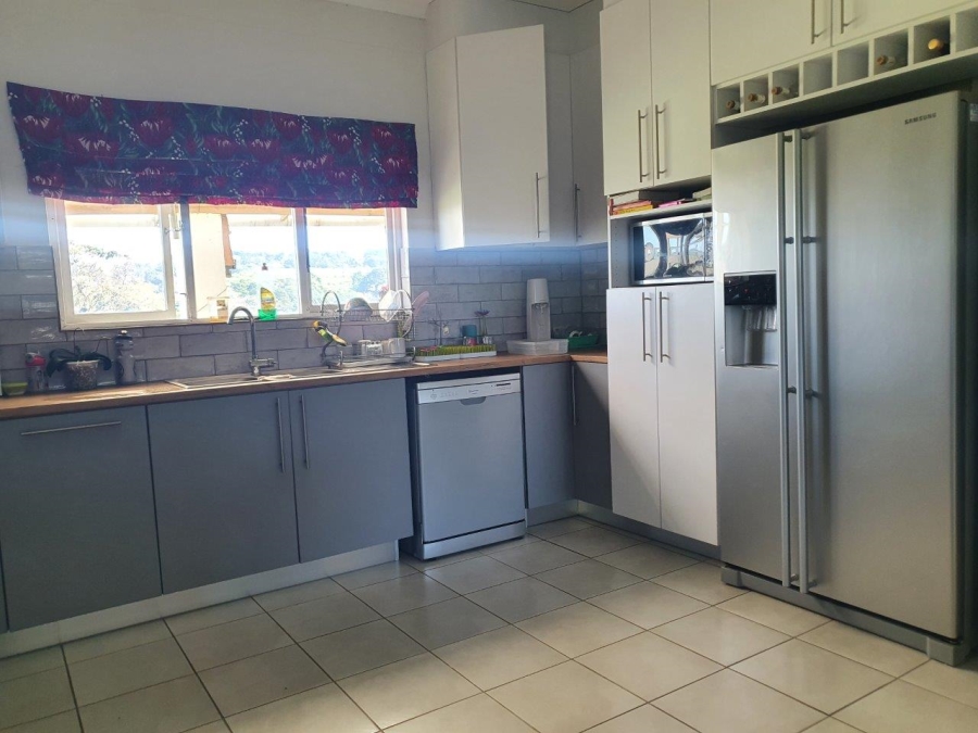 7 Bedroom Property for Sale in Umzumbe KwaZulu-Natal