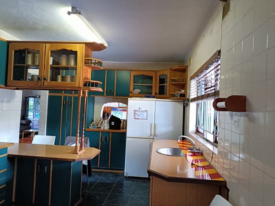 To Let  Bedroom Property for Rent in Camperdown KwaZulu-Natal