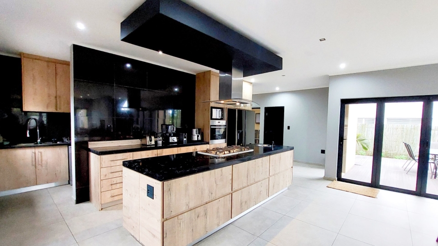 4 Bedroom Property for Sale in Palm Lakes Estate KwaZulu-Natal