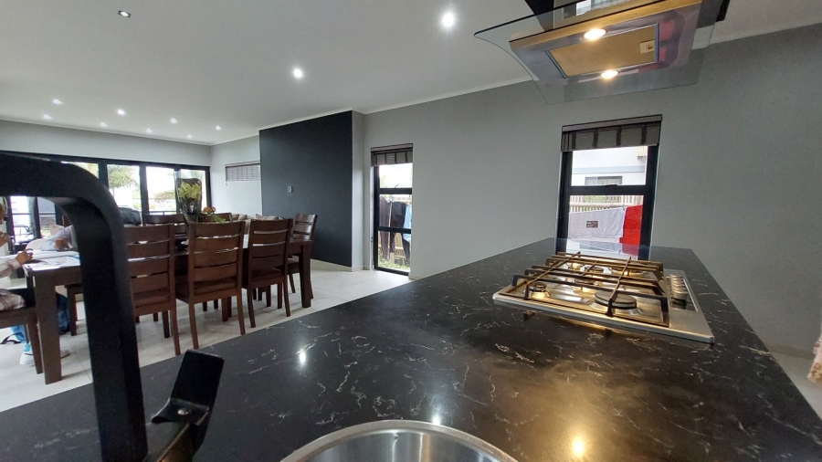 4 Bedroom Property for Sale in Palm Lakes Estate KwaZulu-Natal