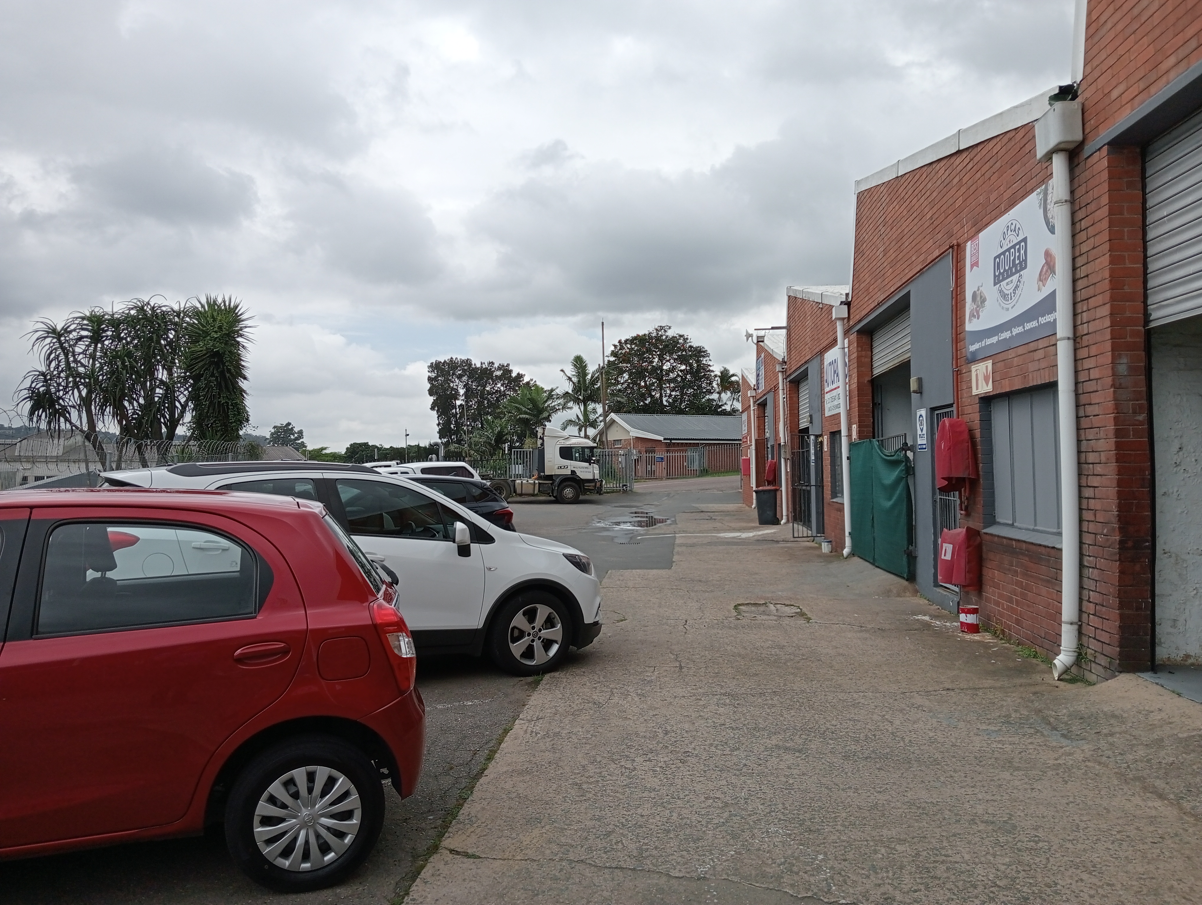 To Let commercial Property for Rent in New Germany KwaZulu-Natal