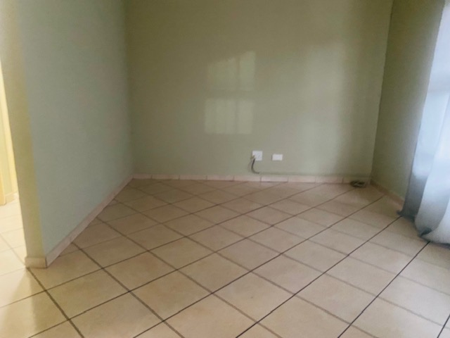 2 Bedroom Property for Sale in Arboretum KwaZulu-Natal