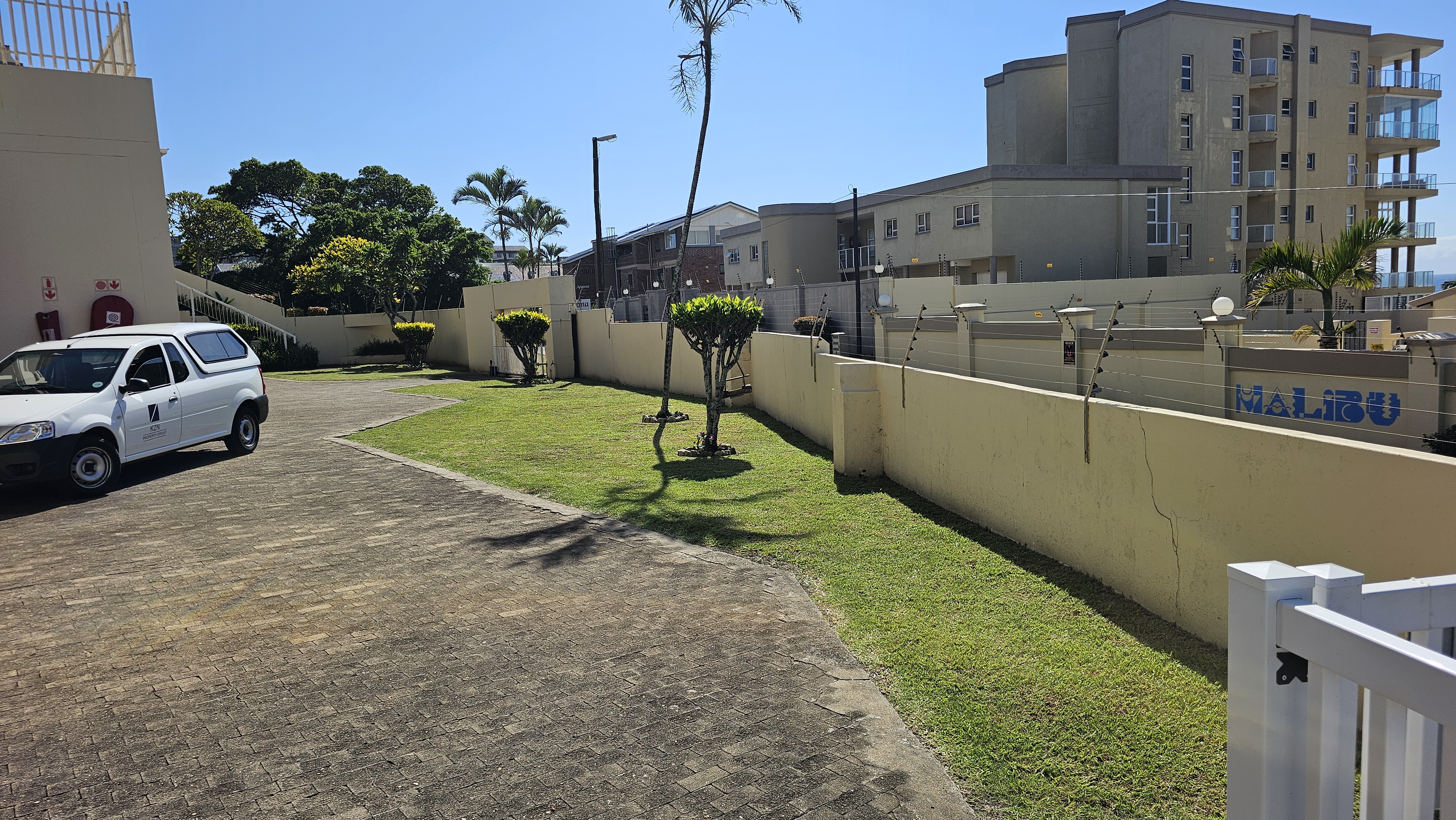 To Let 2 Bedroom Property for Rent in Margate Beach KwaZulu-Natal