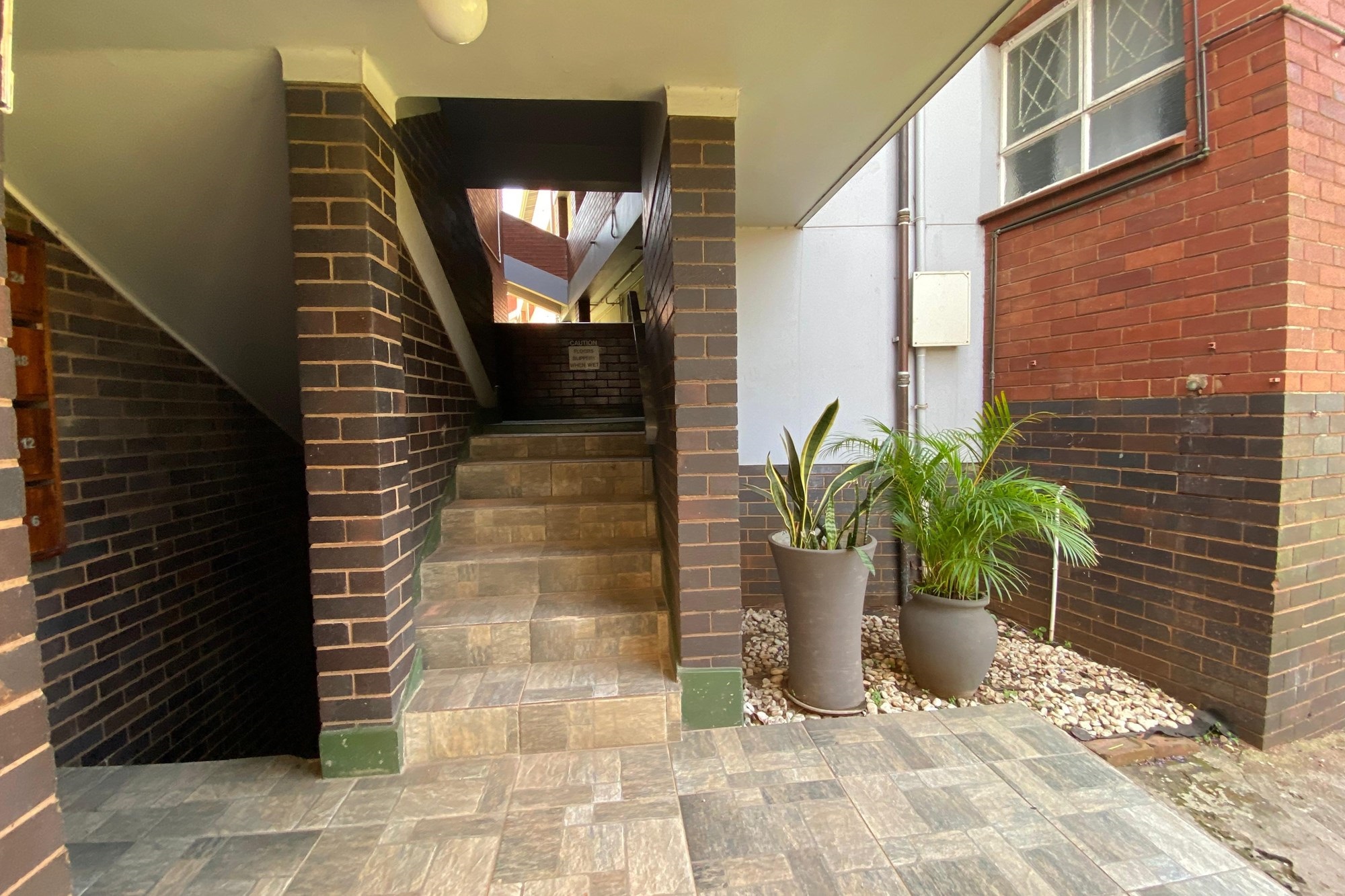 To Let 2 Bedroom Property for Rent in Essenwood KwaZulu-Natal