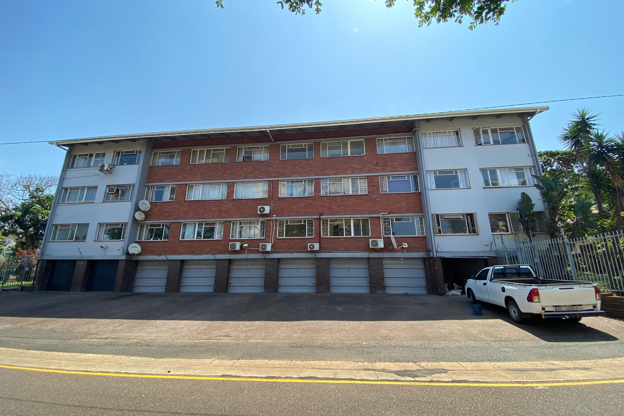 To Let 2 Bedroom Property for Rent in Essenwood KwaZulu-Natal