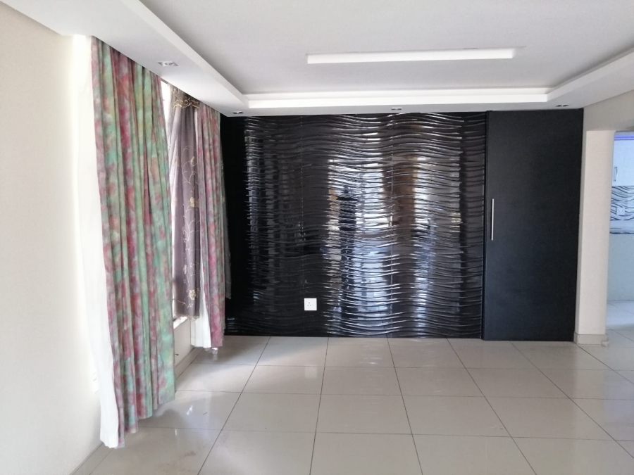 4 Bedroom Property for Sale in North Beach KwaZulu-Natal