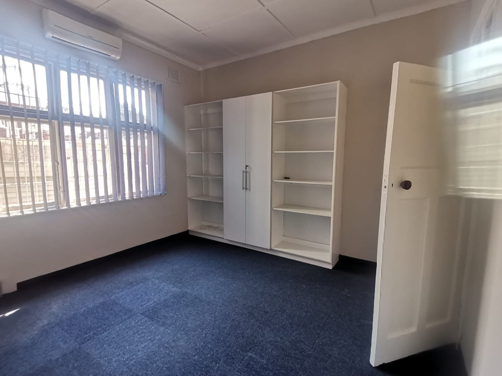 To Let commercial Property for Rent in Glenwood KwaZulu-Natal