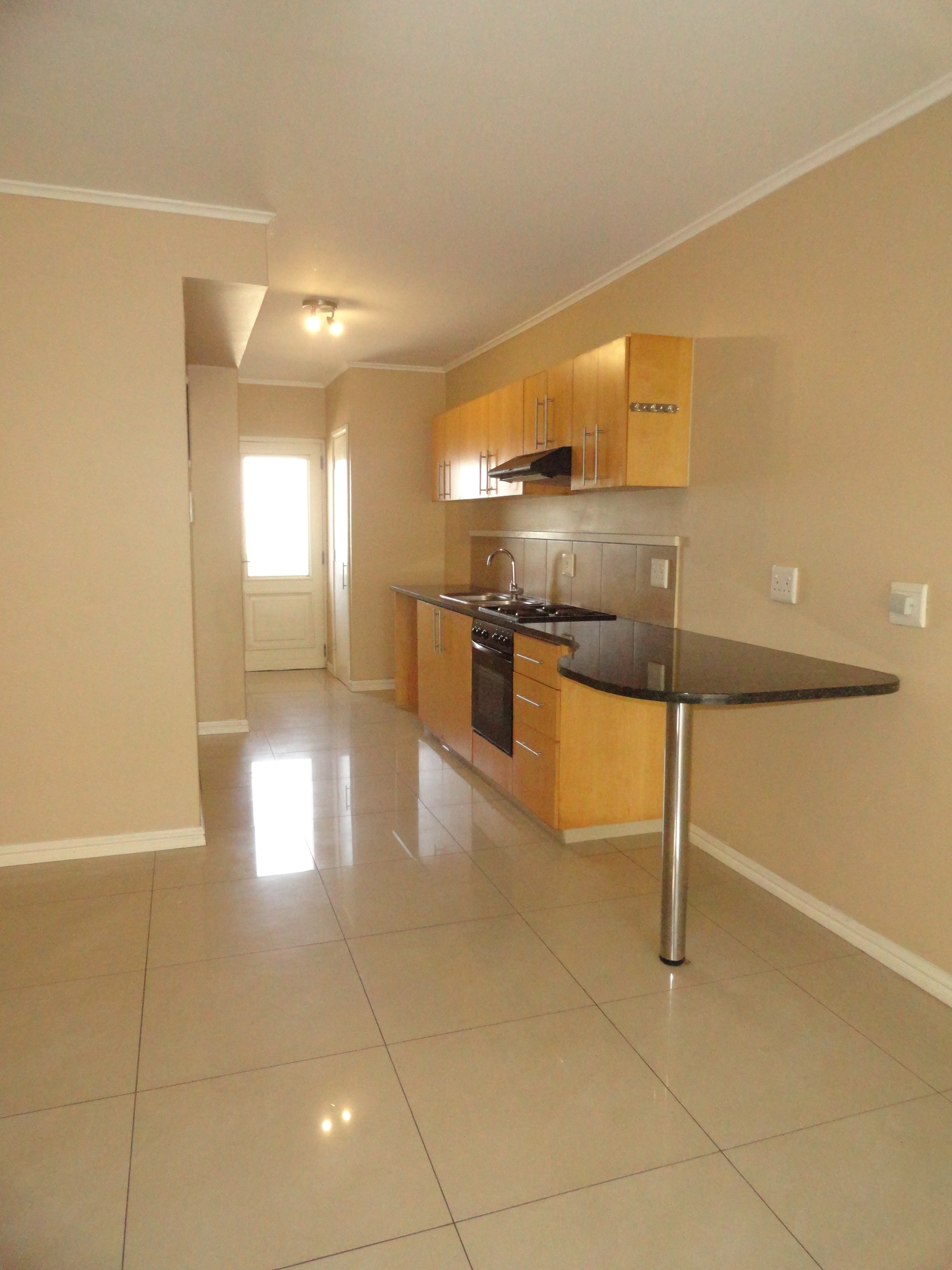 To Let 1 Bedroom Property for Rent in New Town Centre KwaZulu-Natal