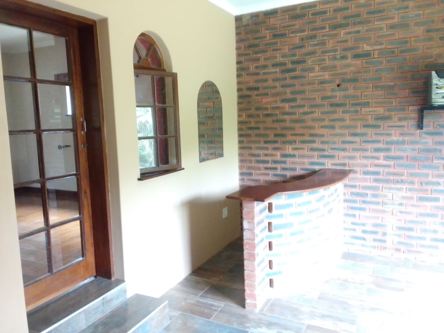 3 Bedroom Property for Sale in Mount Vernon KwaZulu-Natal