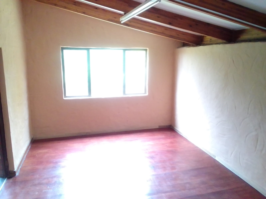 3 Bedroom Property for Sale in Mount Vernon KwaZulu-Natal