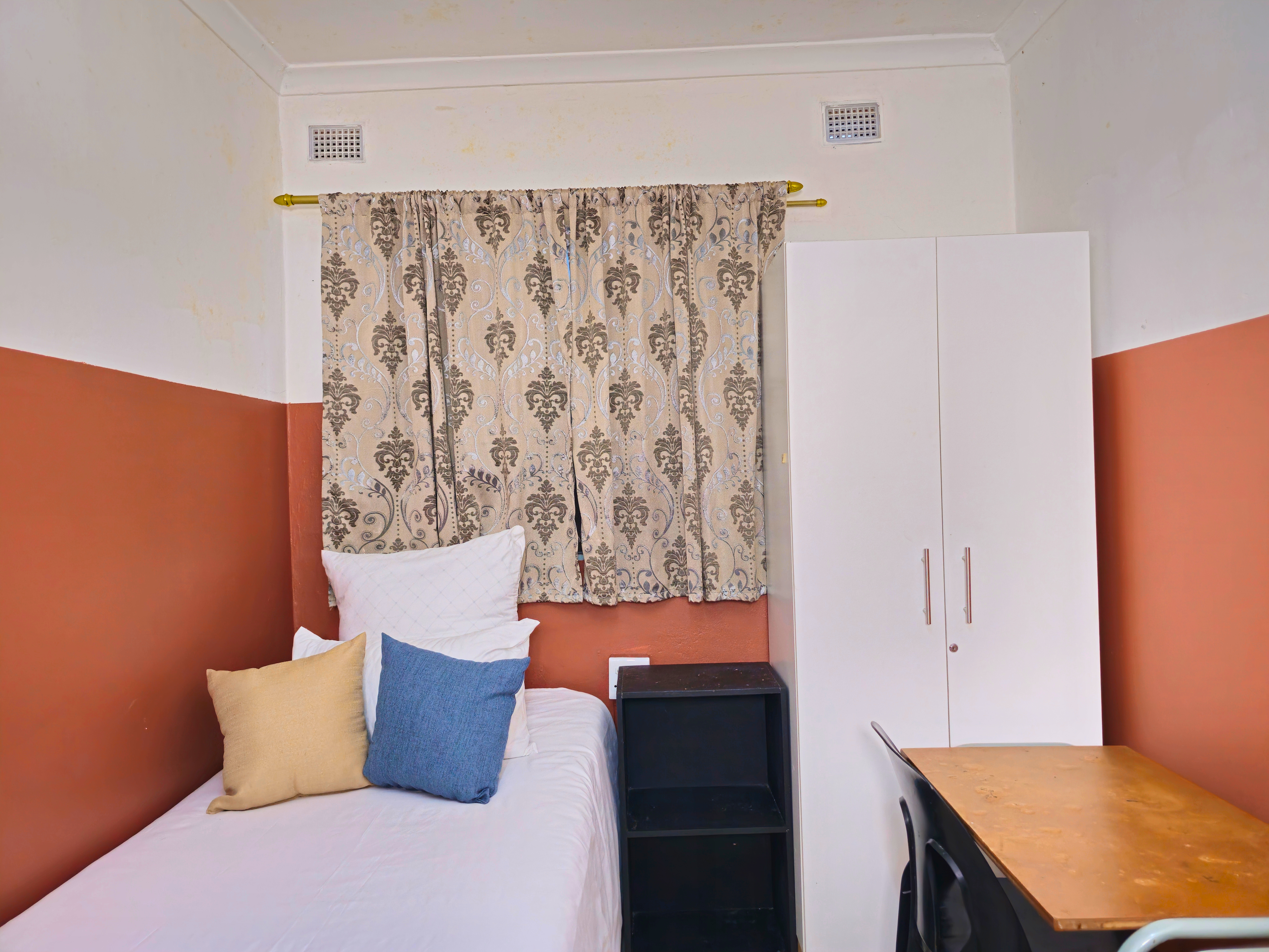 To Let 25 Bedroom Property for Rent in Reservoir Hills KwaZulu-Natal