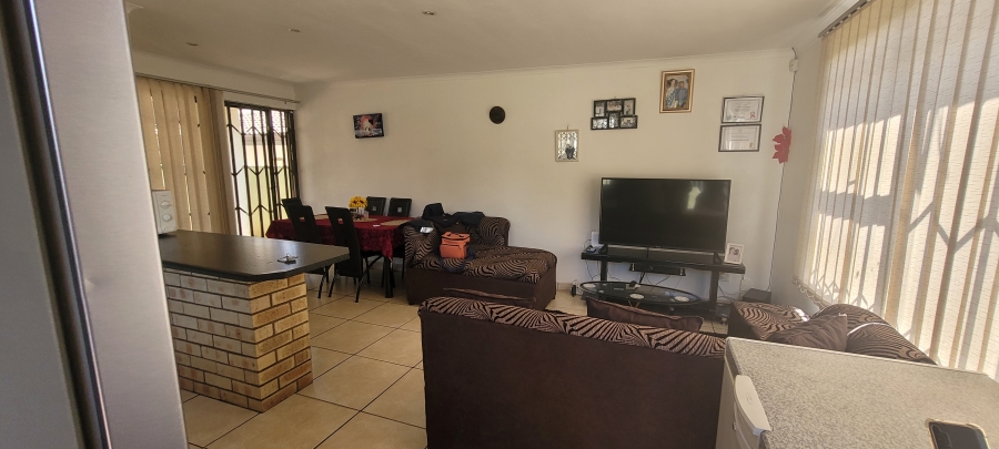 4 Bedroom Property for Sale in Athlone Park KwaZulu-Natal