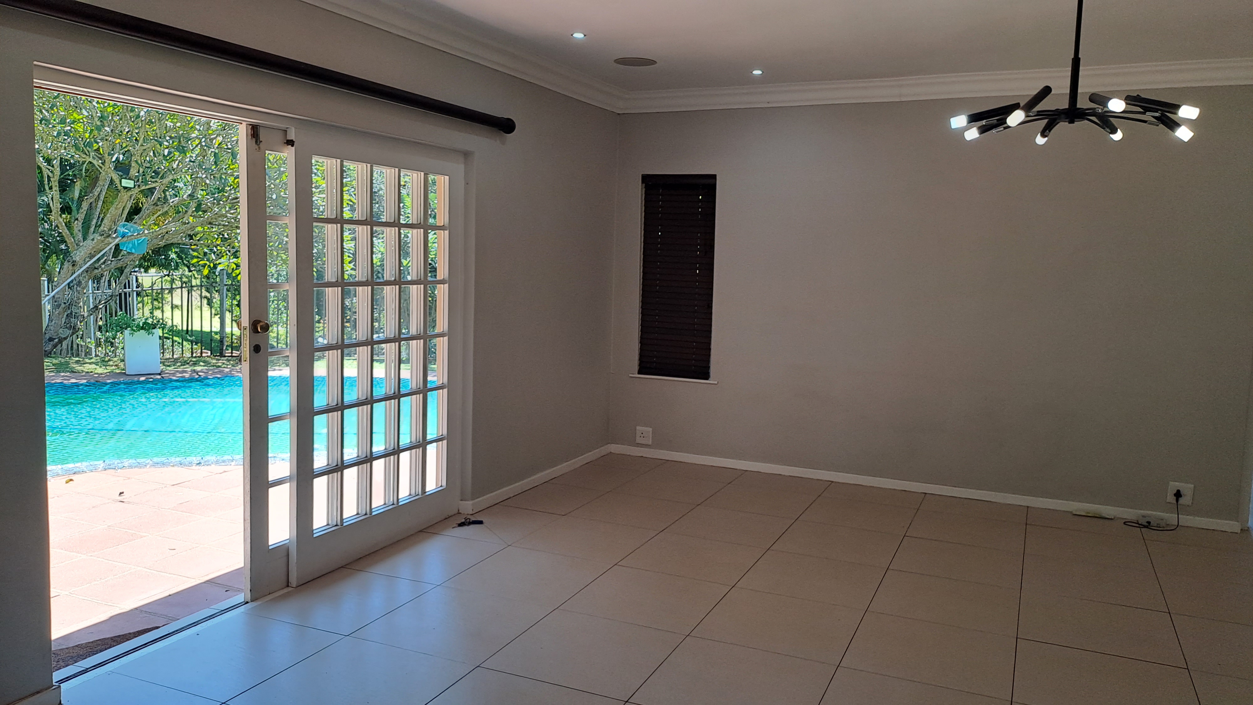 To Let 4 Bedroom Property for Rent in Dawncliffe KwaZulu-Natal