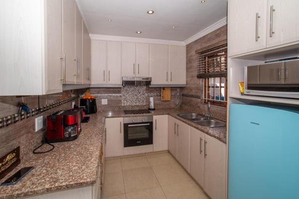 3 Bedroom Property for Sale in Umhlanga KwaZulu-Natal