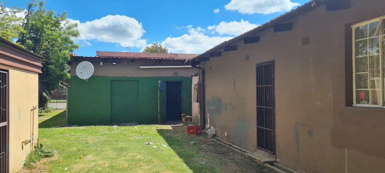 Commercial Property for Sale in Glencoe KwaZulu-Natal