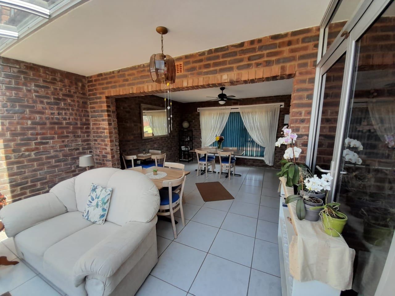 6 Bedroom Property for Sale in Warner Beach KwaZulu-Natal
