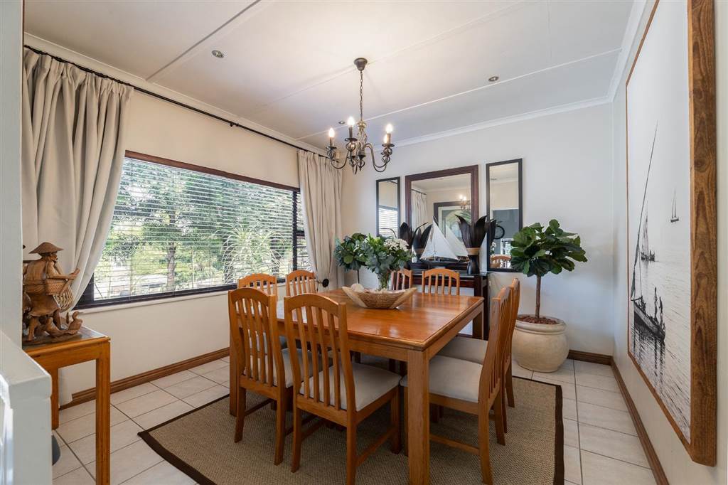 4 Bedroom Property for Sale in Woodside KwaZulu-Natal