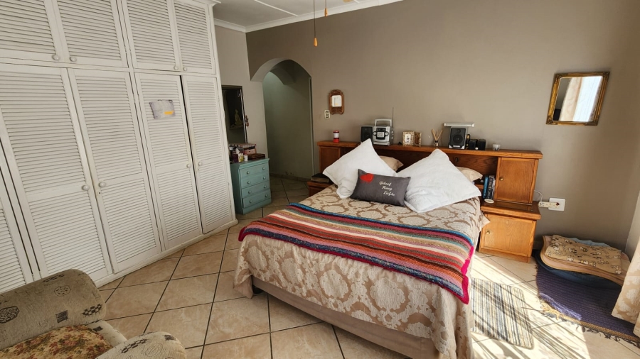 5 Bedroom Property for Sale in Ramsgate KwaZulu-Natal