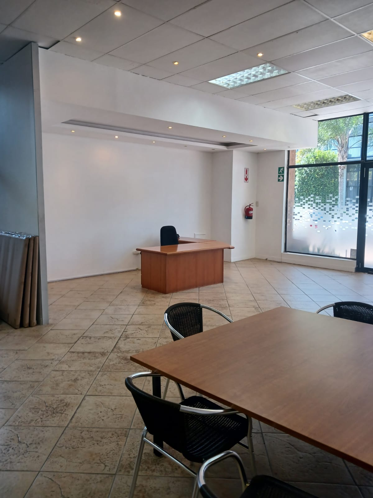 To Let commercial Property for Rent in Umhlanga Ridge KwaZulu-Natal