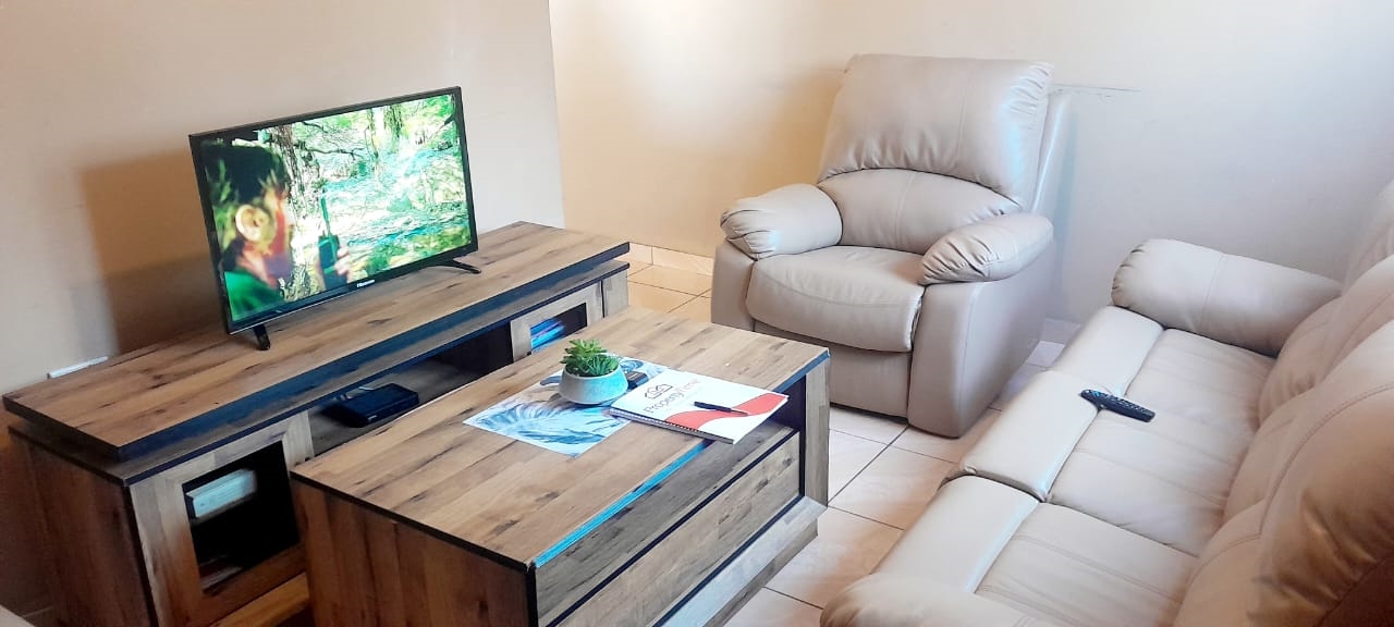 2 Bedroom Property for Sale in Kwandengezi KwaZulu-Natal