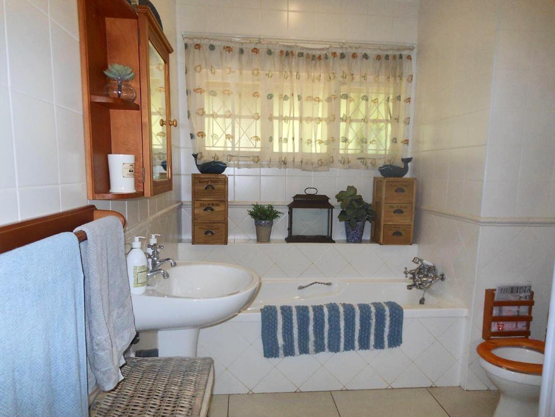 4 Bedroom Property for Sale in Winston Park KwaZulu-Natal