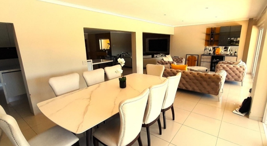5 Bedroom Property for Sale in La Lucia KwaZulu-Natal