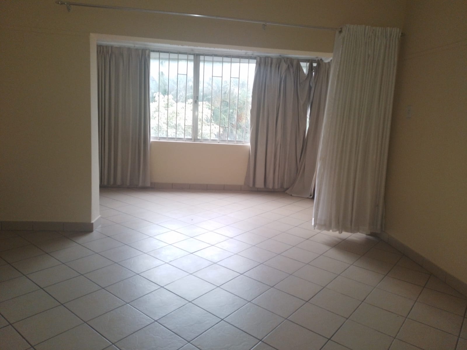 2 Bedroom Property for Sale in Glenwood KwaZulu-Natal