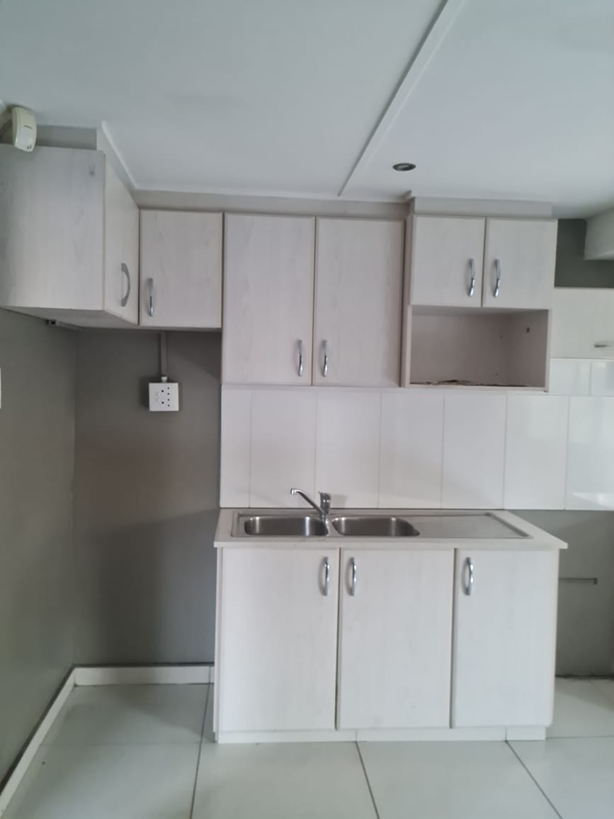 To Let 2 Bedroom Property for Rent in Umhlatuzana KwaZulu-Natal