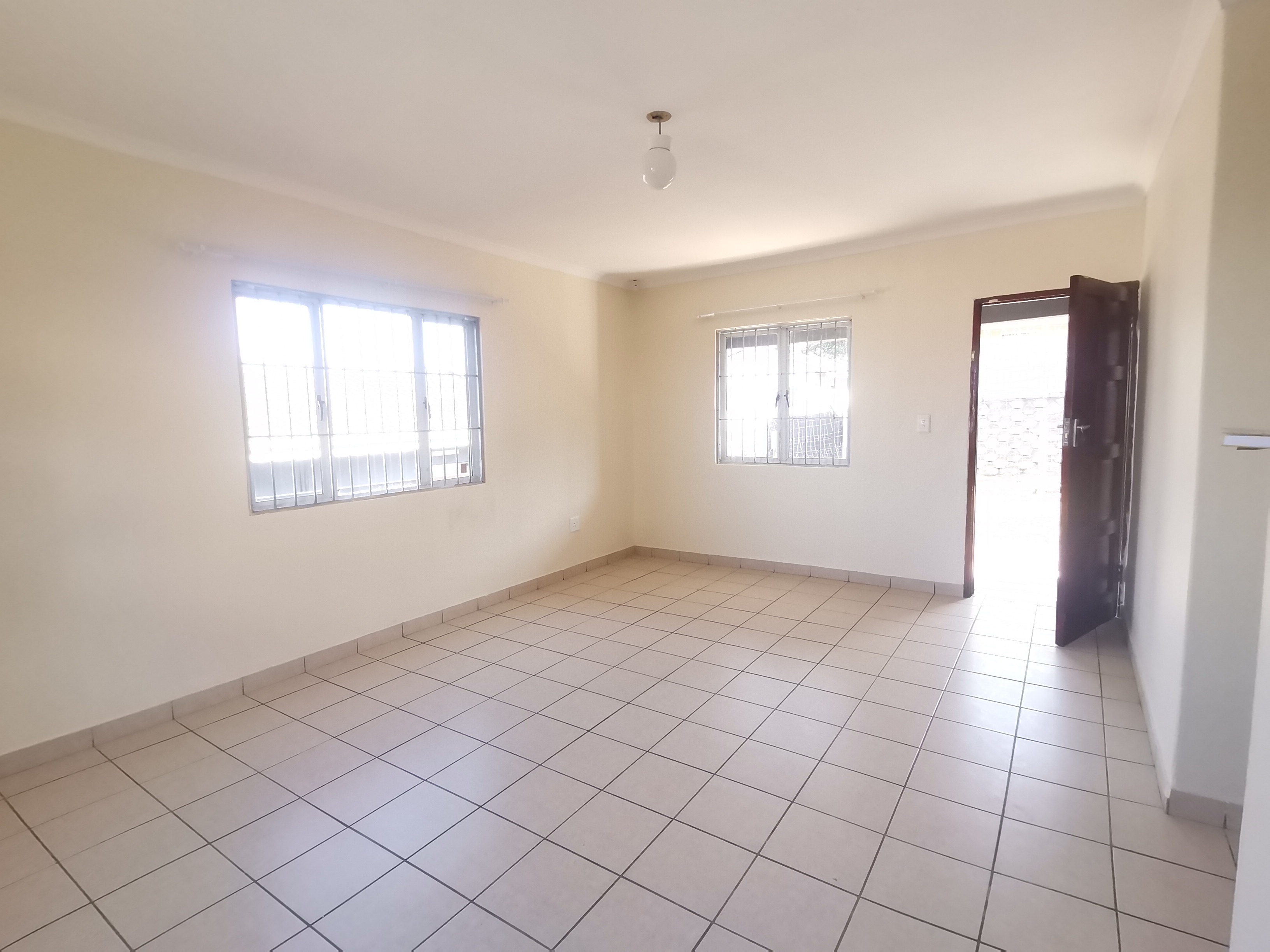 To Let 3 Bedroom Property for Rent in Redfern KwaZulu-Natal