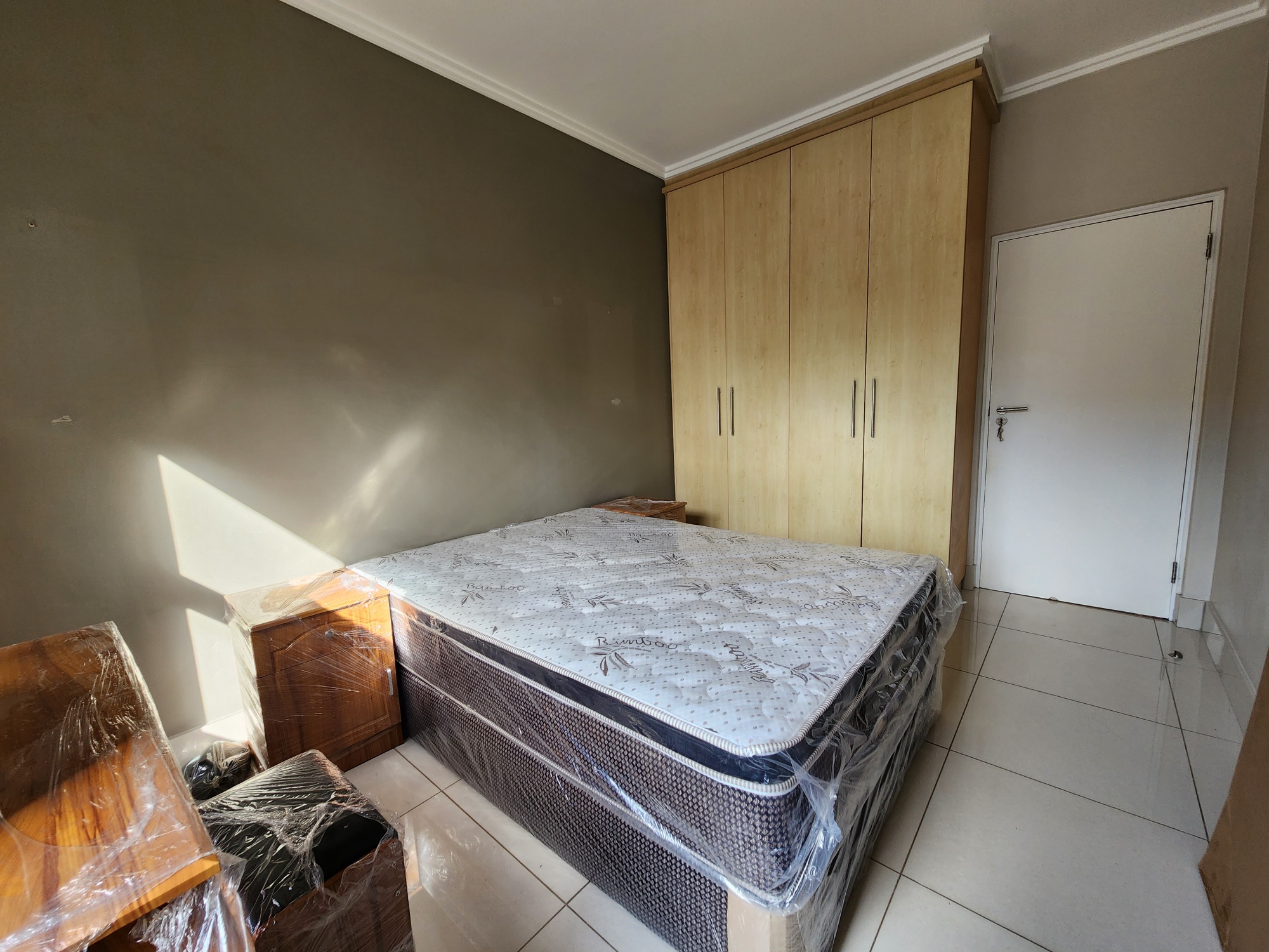 To Let 2 Bedroom Property for Rent in New Town Centre KwaZulu-Natal