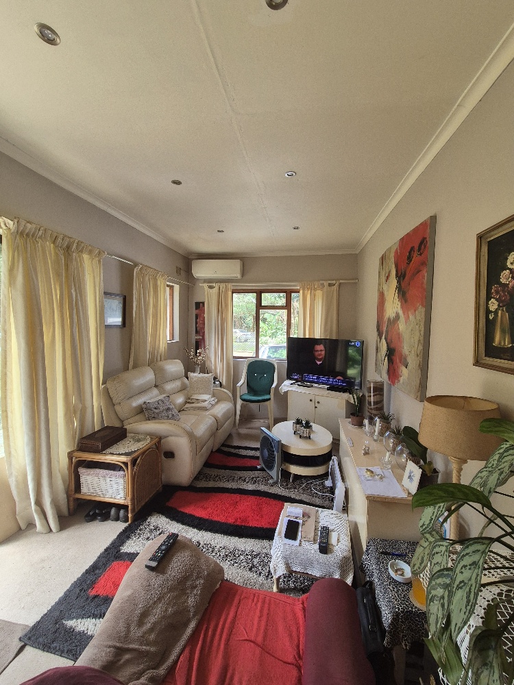 4 Bedroom Property for Sale in Oslo Beach KwaZulu-Natal