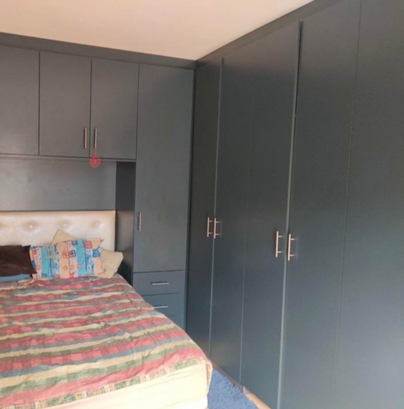3 Bedroom Property for Sale in Dawncrest KwaZulu-Natal