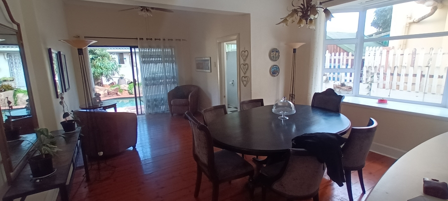 4 Bedroom Property for Sale in Glenwood KwaZulu-Natal
