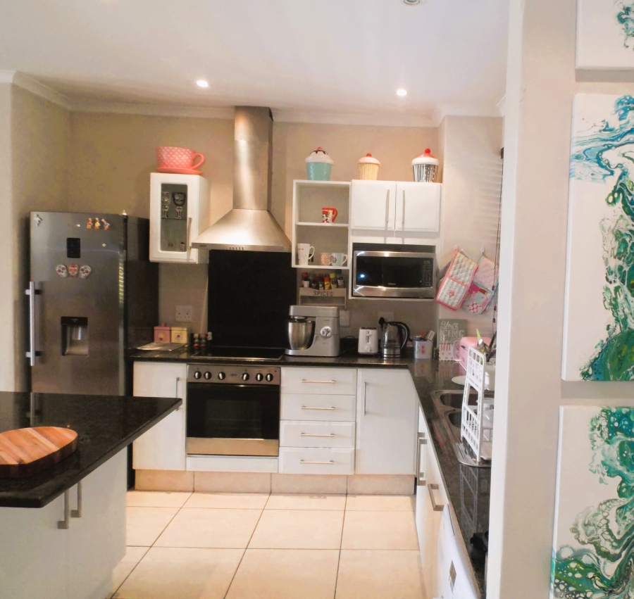 To Let 2 Bedroom Property for Rent in Gillitts KwaZulu-Natal