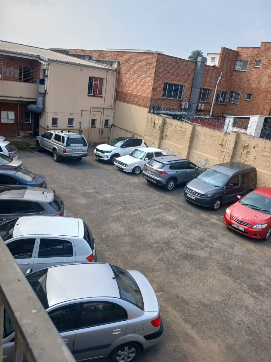 To Let commercial Property for Rent in Verulam KwaZulu-Natal