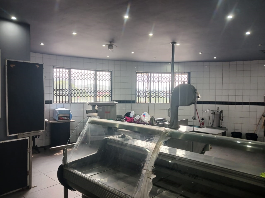 To Let commercial Property for Rent in Verulam KwaZulu-Natal